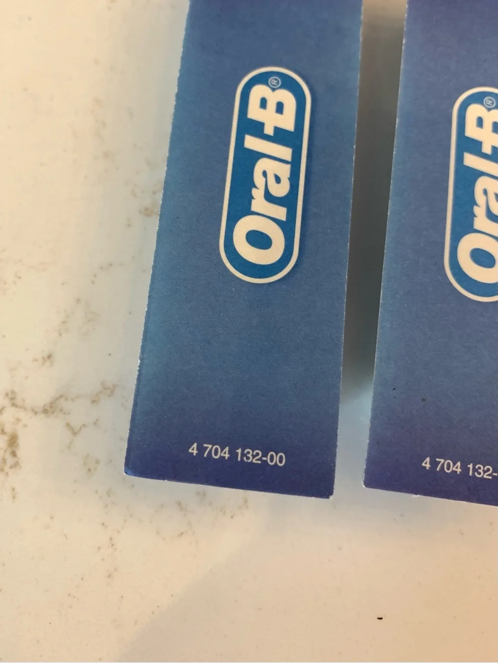 Oral-B Floss Action Replacement Brush Heads Set Of  ( 5 )  NEW.